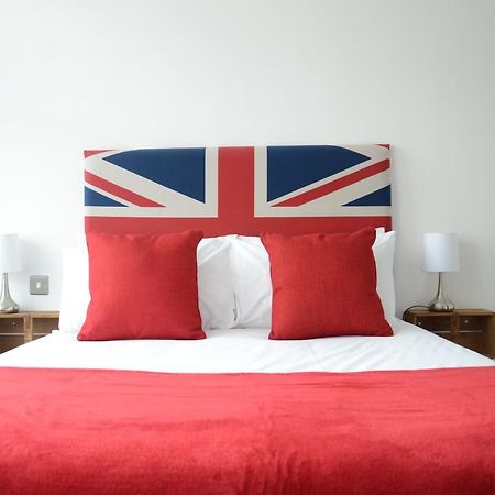 The Retro Bed & Breakfast Canterbury Exterior photo